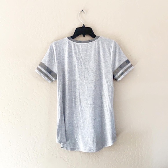 Maurices Cozy and Soft Material V Neck‎ Tee - Picture 6 of 9